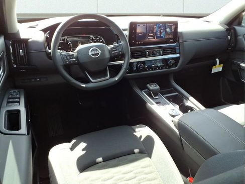 New 2026 Nissan Pathfinder SV AWD/4WD image 13