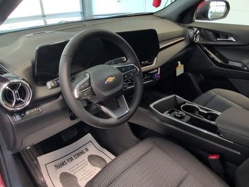 New 2026 Chevrolet Equinox LT image 11