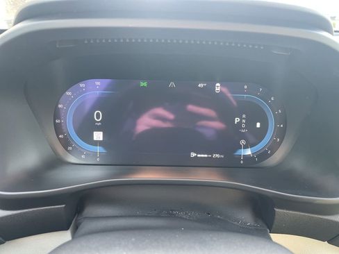 Certified 2023 Volvo XC40 B5 Plus w/ Protection Package Premier image 28