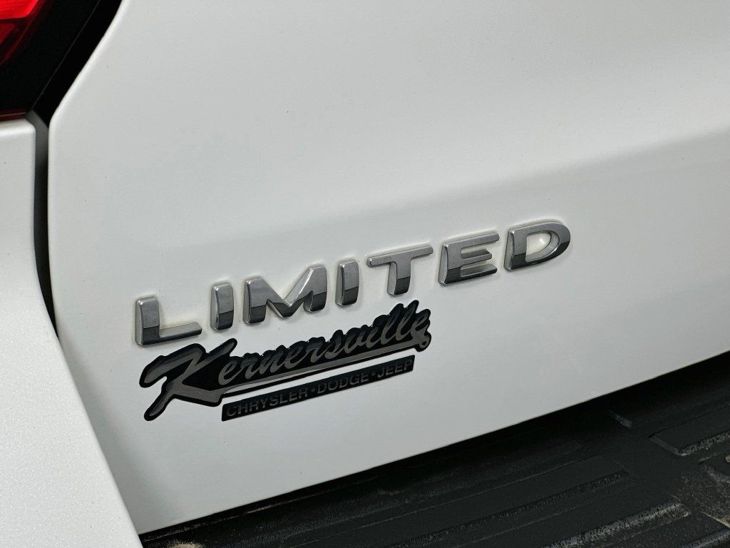 Used 2022 Ford Expedition Max Limited AWD/4WD image 28