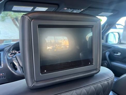 Used 2021 INFINITI QX80 Sensory w/ All-Season Package image 41