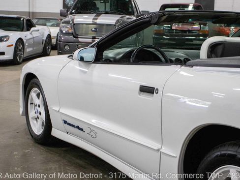 Used 1994 Pontiac Firebird Trans Am GT image 23