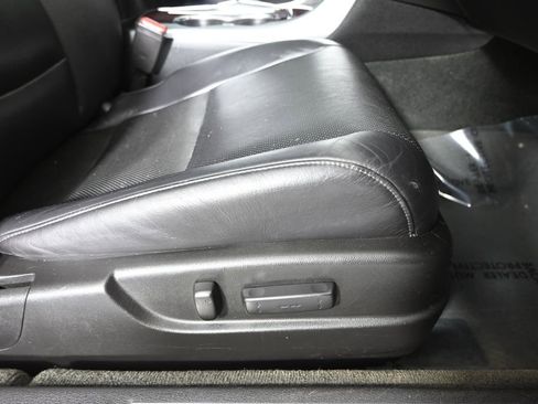 Used 2015 Acura TLX V6 SH-AWD w/ Technology Pkg image 14