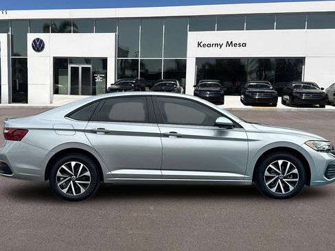 Used 2023 Volkswagen Jetta S FWD image 3