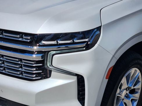 Used 2022 Chevrolet Tahoe Premier AWD/4WD image 7
