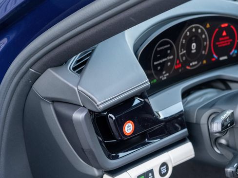 New 2026 Porsche Panamera 4 AWD/4WD image 18