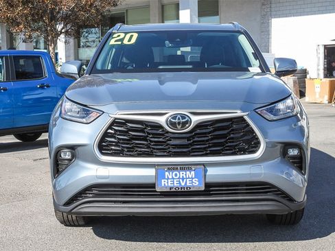 Used 2020 Toyota Highlander XLE image 2