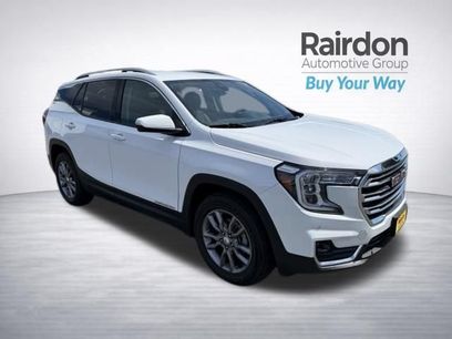 Used 2023 GMC Terrain SLT