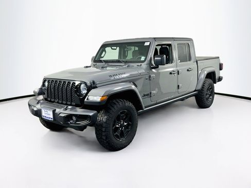 Used 2023 Jeep Gladiator Sport AWD/4WD image 1