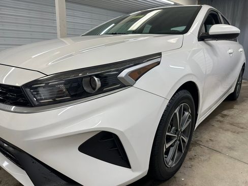 Used 2023 Kia Forte LXS image 27