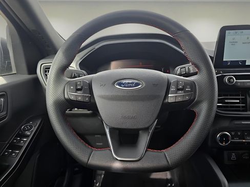 Used 2025 Ford Escape ST-Line image 27