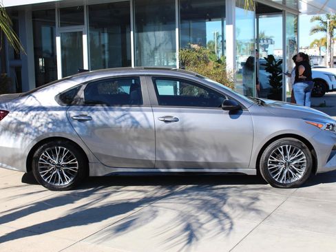 Used 2023 Kia Forte GT-Line w/ GT-Line Premium Package image 10