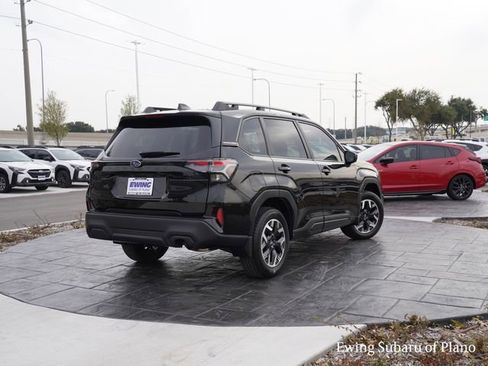 Used 2026 Subaru Forester Premium image 5