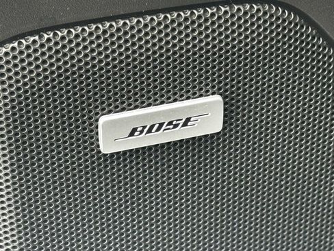 Used 2022 GMC Sierra 1500 Denali w/ Denali Premium Package image 9