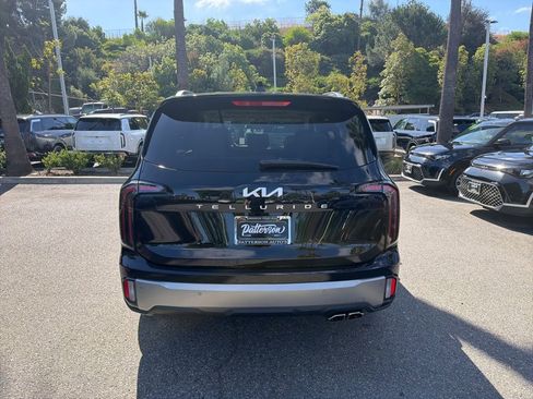 Used 2025 Kia Telluride EX image 7