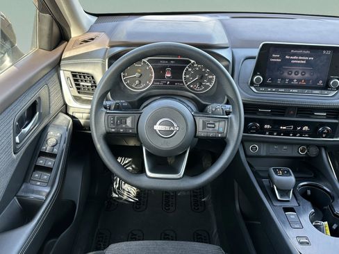 Certified 2023 Nissan Rogue SV FWD image 13