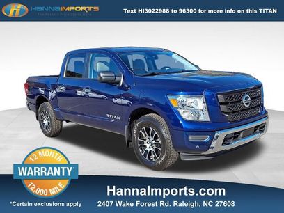 Used 2021 Nissan Titan SV w/ SV Convenience Package
