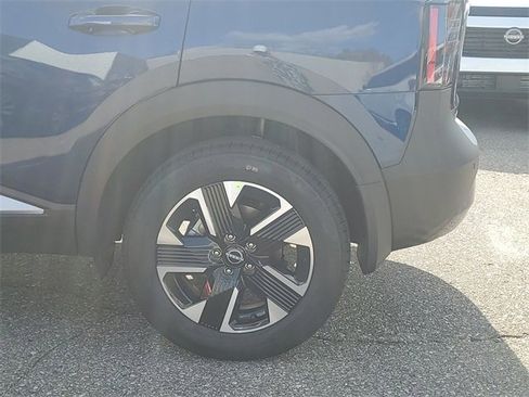 New 2026 Nissan Kicks SV image 6