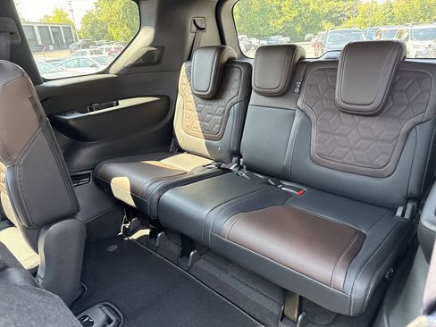 New 2026 Nissan Armada Platinum Reserve image 27