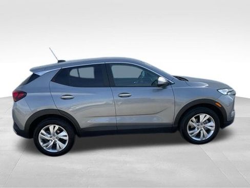 Used 2025 Buick Encore GX Preferred AWD/4WD image 4
