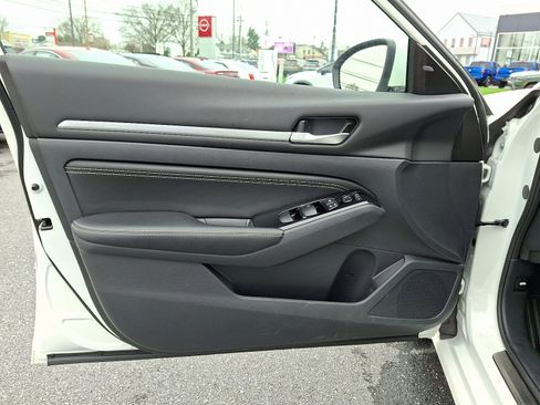 Certified 2023 Nissan Altima 2.5 SL AWD/4WD image 14