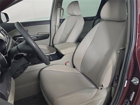 Used 2016 Kia Sedona LX w/ Option Group 020 image 17