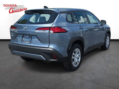 Used 2024 Toyota Corolla Cross L FWD image 5
