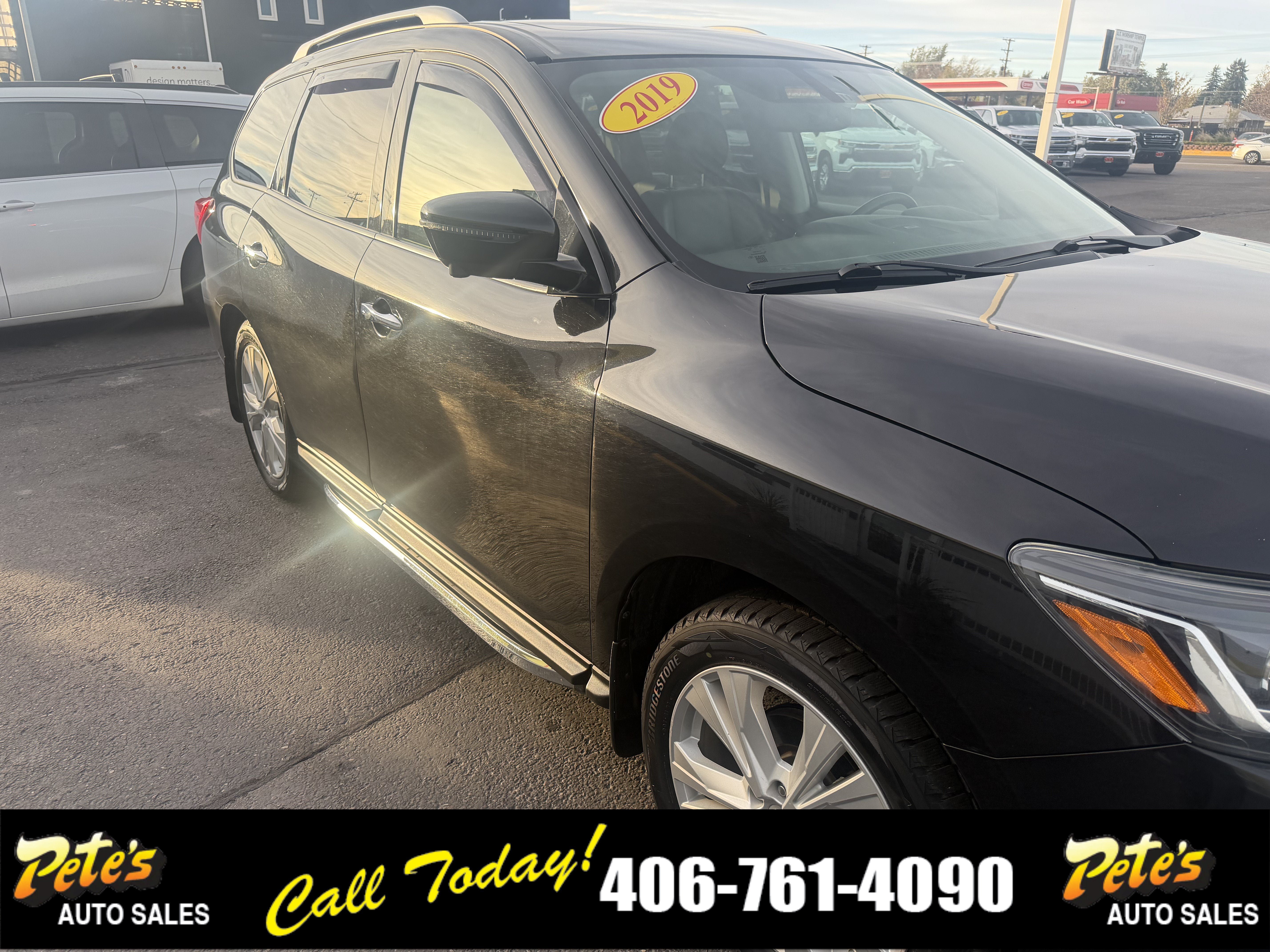 Used 2019 Nissan Pathfinder SL w/ SL Premium Package AWD/4WD image 11