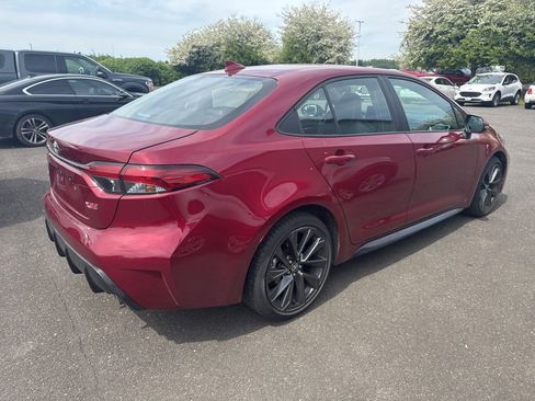 Used 2025 Toyota Corolla XSE FWD image 4