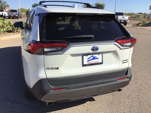 Used 2021 Toyota RAV4 Limited AWD/4WD image 11