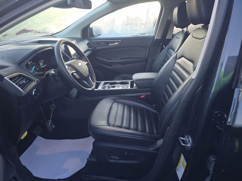 Used 2023 Ford Edge SEL w/ Convenience Package image 11