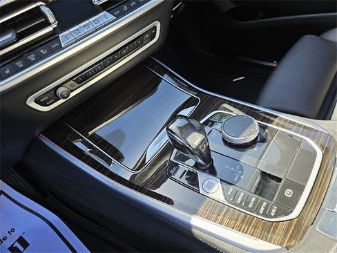 Used 2021 BMW X5 sDrive40i w/ Premium Package image 28