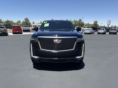 Used 2021 Cadillac Escalade Premium Luxury AWD/4WD image 3