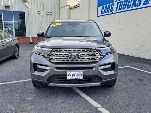 Used 2023 Ford Explorer Limited AWD/4WD image 2