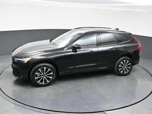 Used 2025 Volvo XC60 B5 Plus w/ Climate Package AWD/4WD image 33