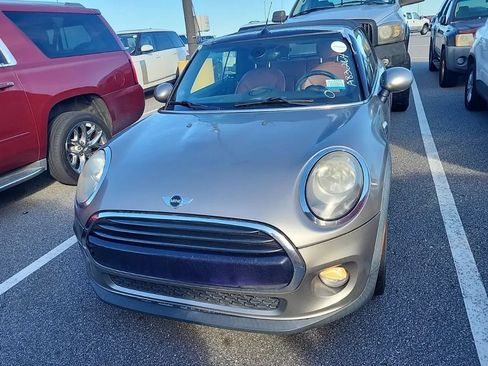 Used 2016 MINI Cooper Convertible FWD image 6