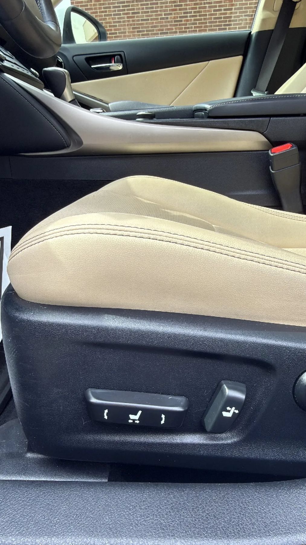 Used 2015 Lexus IS 250 AWD w/ Navigation System Package image 13