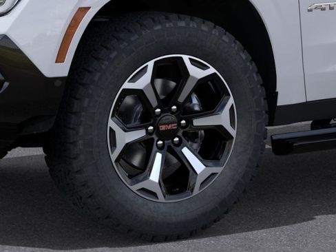 New 2026 GMC Yukon XL AT4 w/ AT4 Premium Plus Package AWD/4WD image 33