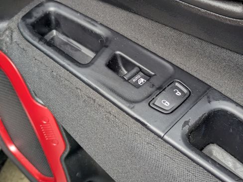 Used 2019 Jeep Renegade Sport AWD/4WD image 34