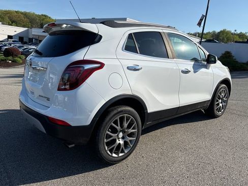 Used 2019 Buick Encore Sport Touring AWD/4WD image 5