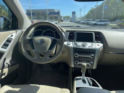Used 2014 Nissan Murano SL w/ Navigation Package image 10