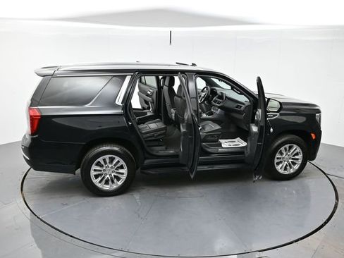 Used 2024 GMC Yukon SLT image 48