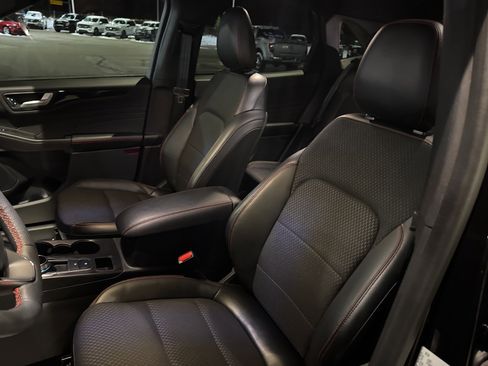 Certified 2023 Ford Escape ST-Line w/ Tech Pack #1 image 23