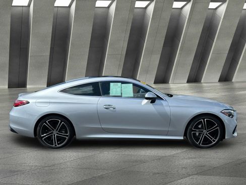 Used 2024 Mercedes-Benz CLE 300 4MATIC Coupe image 3