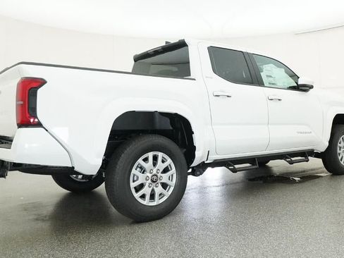 New 2026 Toyota Tacoma SR5 AWD/4WD image 25