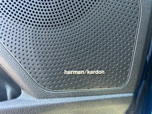 Used 2017 Kia Niro Touring image 15