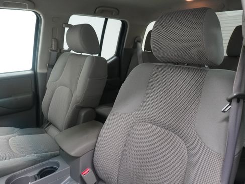 Used 2007 Nissan Frontier LE RWD image 10