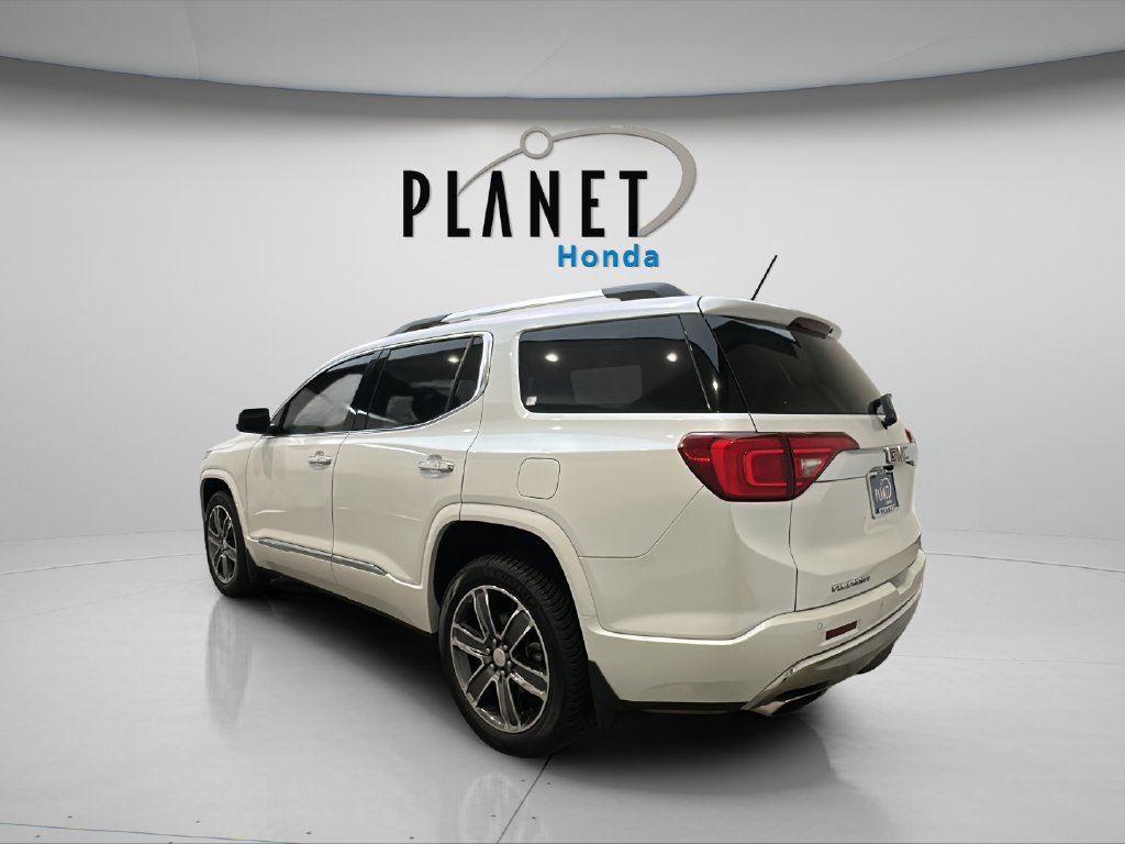 Used 2018 GMC Acadia Denali w/ Technology Package AWD/4WD image 6