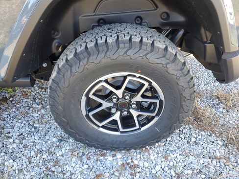 New 2026 Jeep Wrangler Rubicon w/ Technology Group image 34