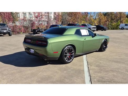 Used 2022 Dodge Challenger R/T Scat Pack image 8